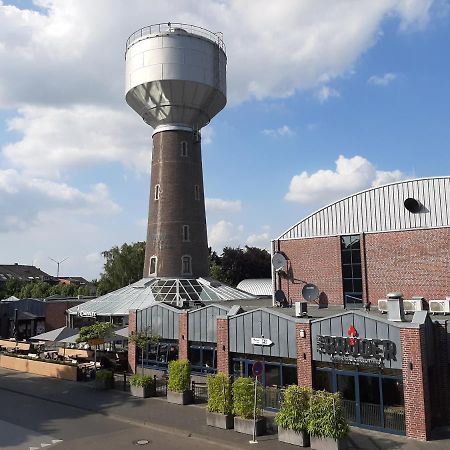 Hotel Siebenschlaefer Am Wasserturm アルスドルフ エクステリア 写真
